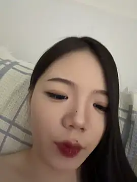 xiaoxiao0611 stripchat live cam model