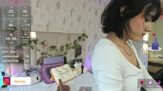 Cloee_tay1 stripchat live cam model