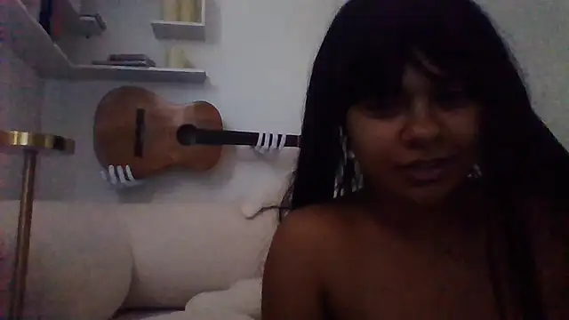 sarmidai stripchat live cam model