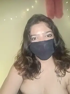 Uff_charu stripchat live cam model