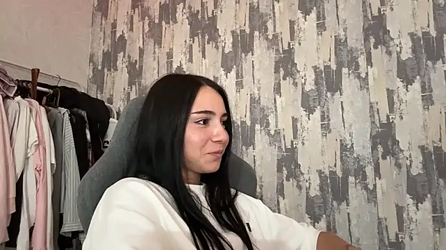 ShowMySweet stripchat live cam model