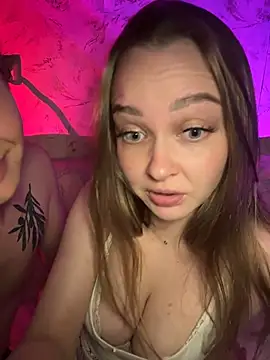 _Loveee_57 stripchat live cam model