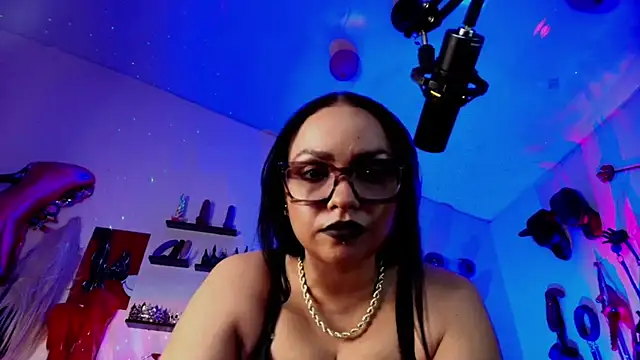 veresskaardila77 stripchat live cam model