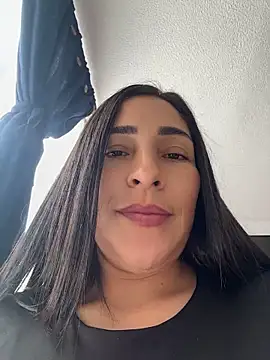 luna_lgomez_ stripchat live cam model