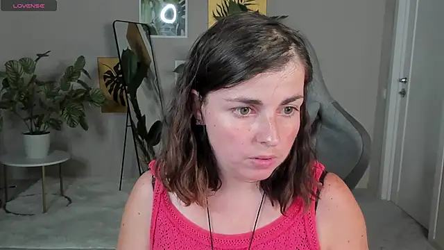 MartaEdams stripchat live cam model