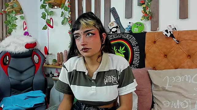 MeowMota_ stripchat live cam model