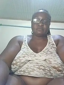 Ebonypearl2 stripchat live cam model
