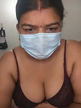 Sassy_messy stripchat live cam model