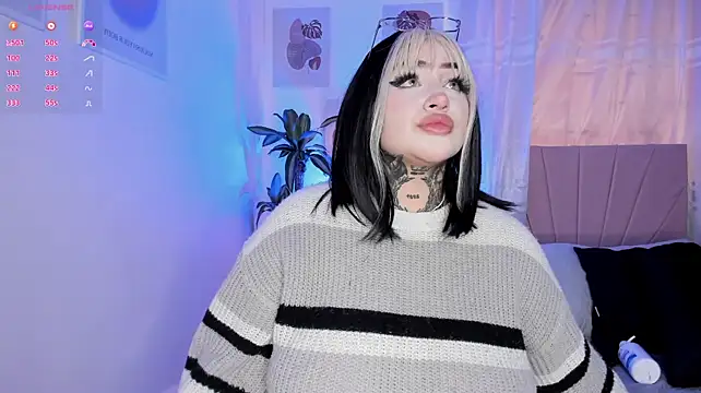 Bella--green stripchat live cam model