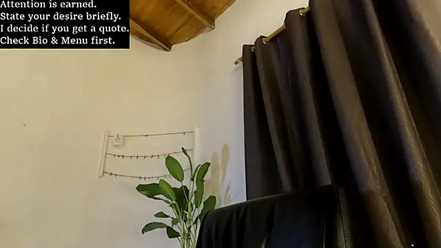 AzaraOnyx stripchat live cam model