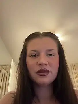 La_Bombaa stripchat live cam model