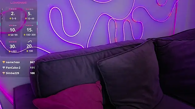 evvaavve stripchat live cam model