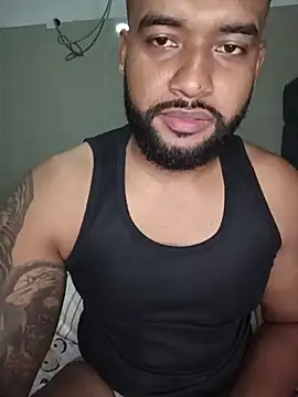 soywilly18 stripchat live cam model
