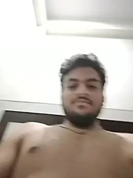 Realcumshow stripchat live cam model