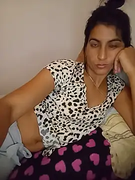 meli34fds stripchat live cam model