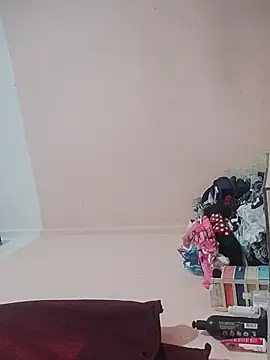 lababys1 stripchat live cam model
