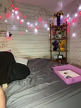 TrenaAnne stripchat live cam model