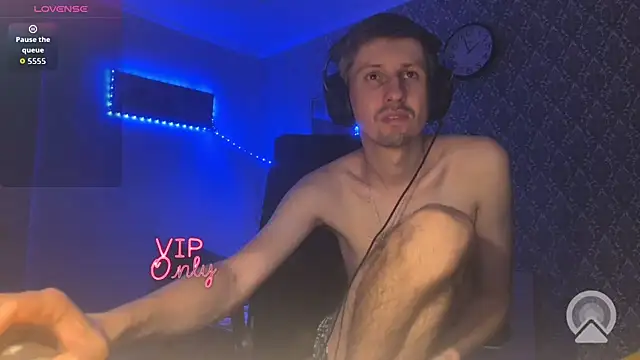Aki-Laky stripchat live cam model