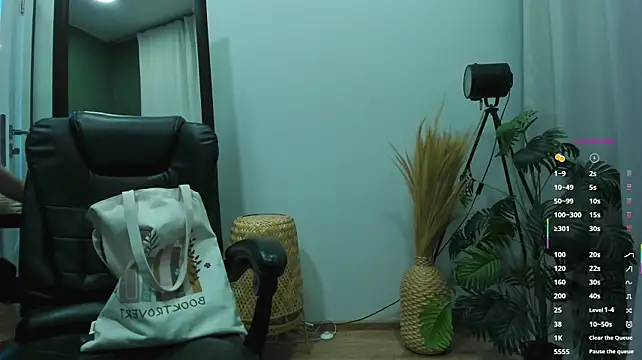 _Clare_Florence_ stripchat live cam model