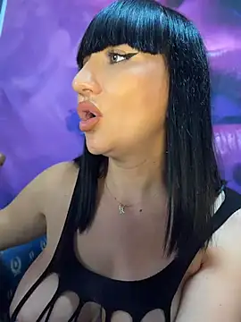 MysticCleo stripchat live cam model