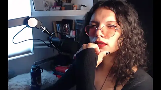 MariForYou stripchat live cam model
