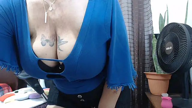 jenny_milf69 stripchat live cam model
