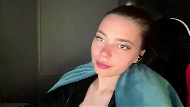KimberliBaskerville stripchat live cam model