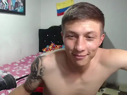 Stiiveen777 stripchat live cam model