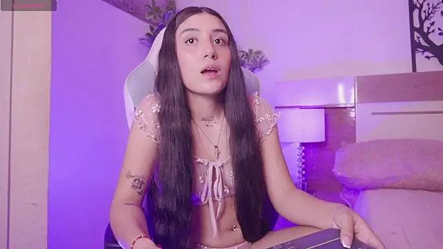 violet_blaze1 stripchat live cam model