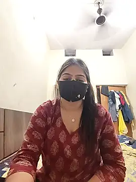 ravinaa5 stripchat live cam model