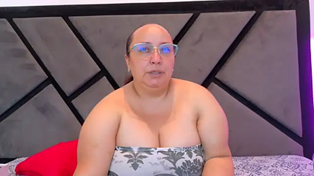 Natasha2603 stripchat live cam model