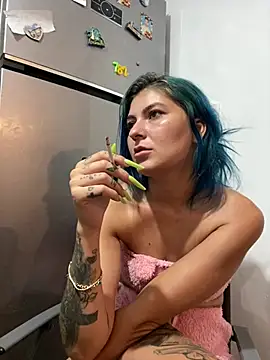 ranya9 stripchat live cam model