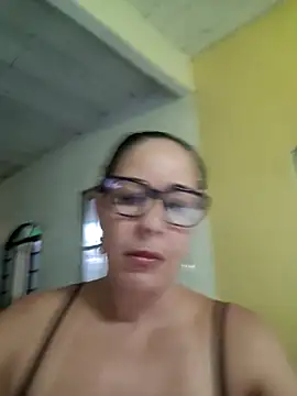 regina475 stripchat live cam model