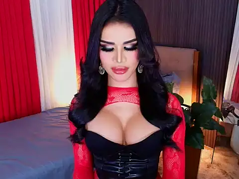 nikkieviolante stripchat live cam model