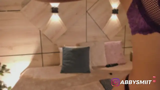 aby_smiith_ stripchat live cam model