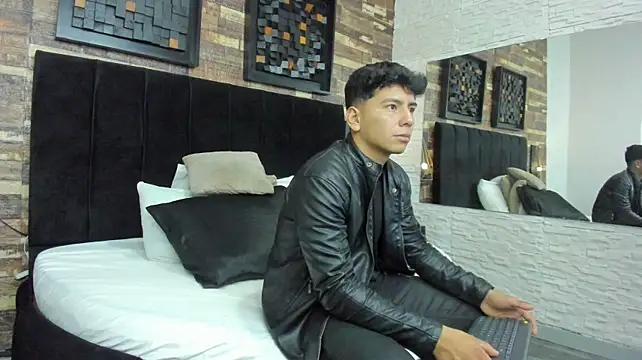 dark_ay stripchat live cam model