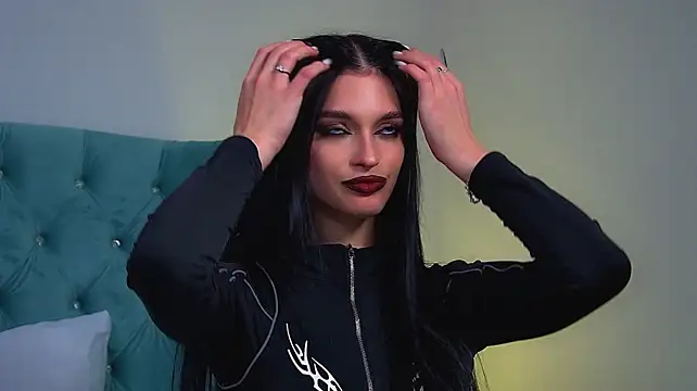 BeverlyMost stripchat live cam model