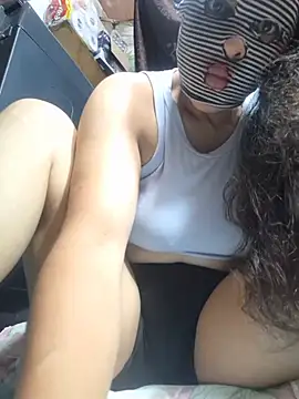 LunaDrago stripchat live cam model
