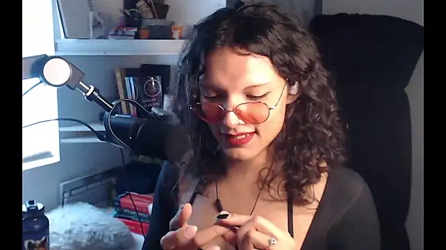 MariForYou stripchat live cam model