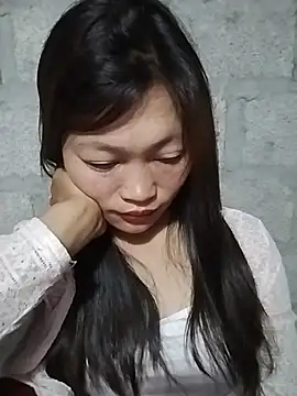 Buong-binh stripchat live cam model