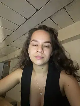 sophieblushxx stripchat live cam model
