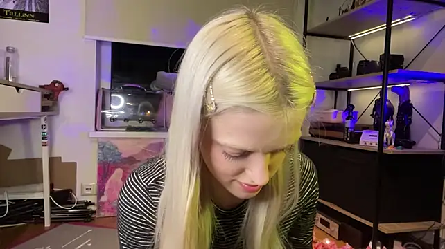 ShoshanaNogueras stripchat live cam model
