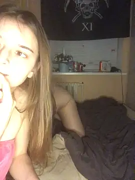 Zozosuka45 stripchat live cam model