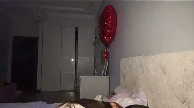 VoncileMccuien stripchat live cam model