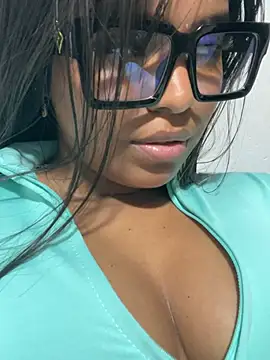 Isabell_Monroe stripchat live cam model