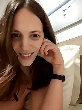 lauflor stripchat live cam model