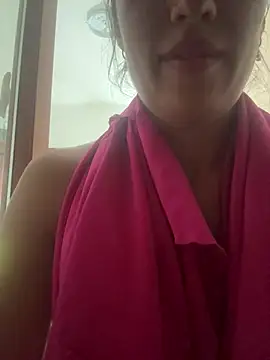 justhoney1998 stripchat live cam model