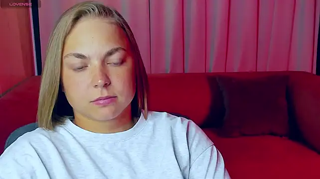 TataArdent stripchat live cam model