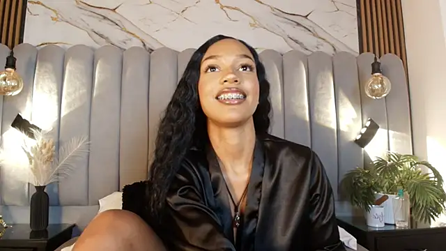 aylacallowey stripchat live cam model