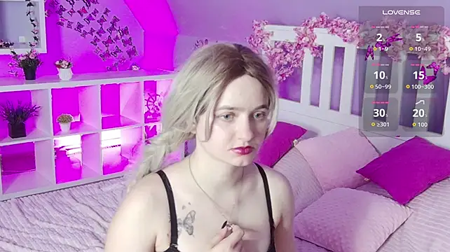 Skylar_Mour stripchat live cam model